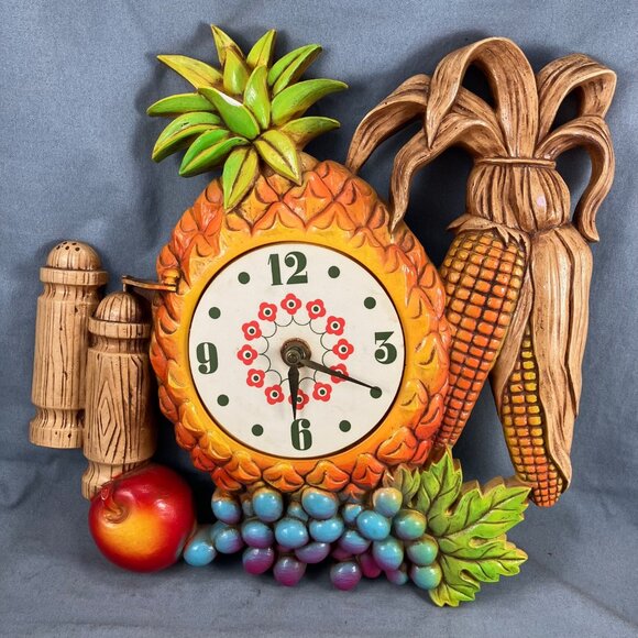 Vtg MCM Retro Wall Clock Kitchen Fruit Vegetable Miller Studios 1977 WORKING - Picture 1 of 7